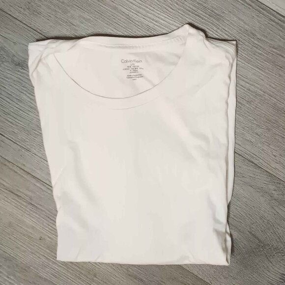 Calvin Klein White Plain Large Slim-Fit Crew-Neck Cotton T-Shirt - Picture 3 of 5